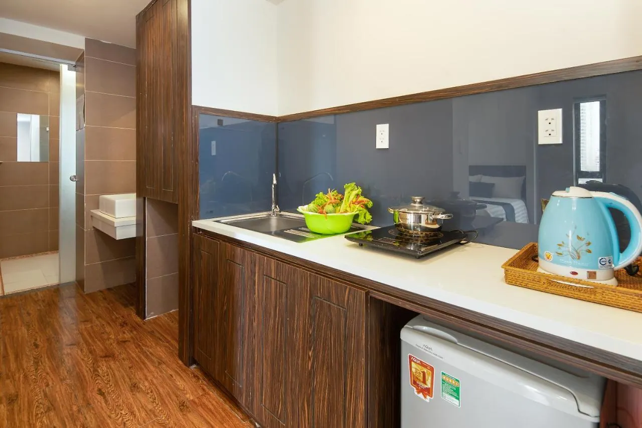 Delfino Hotel And Apartment Da Nang